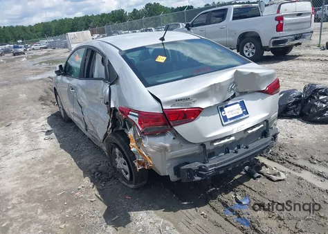 2021 Hyundai Accent Se z USA, uszkodzony, nr VIN 3KPC24A60ME140404